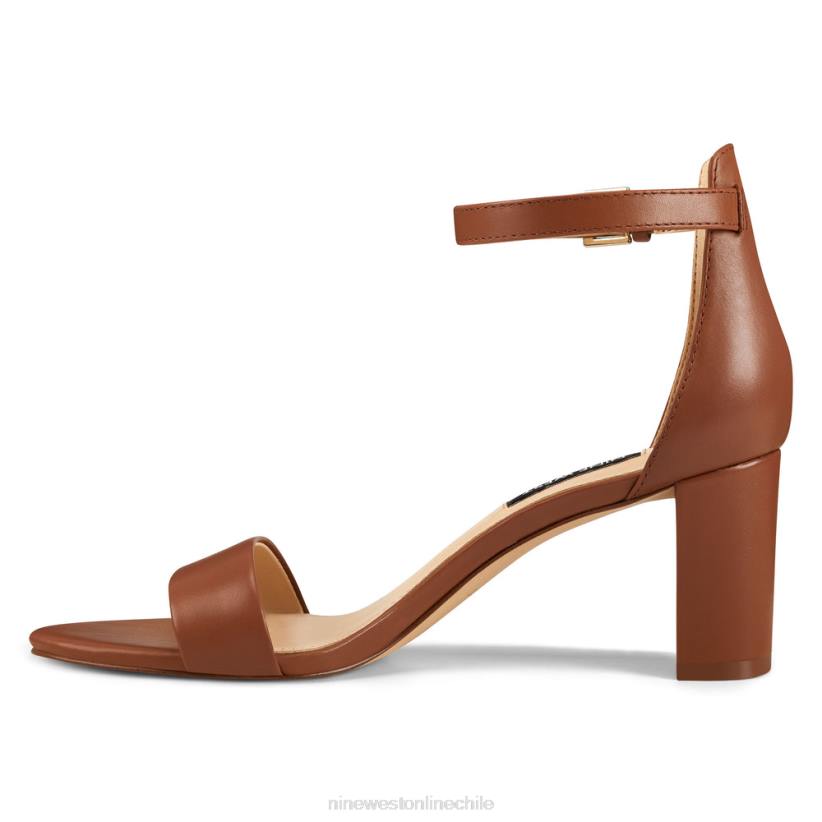 Nine West sandalias Pruce con tira en el tobillo y tacón cuadrado 2Z2T2404 cuero marrón claro Nine West cartera negra