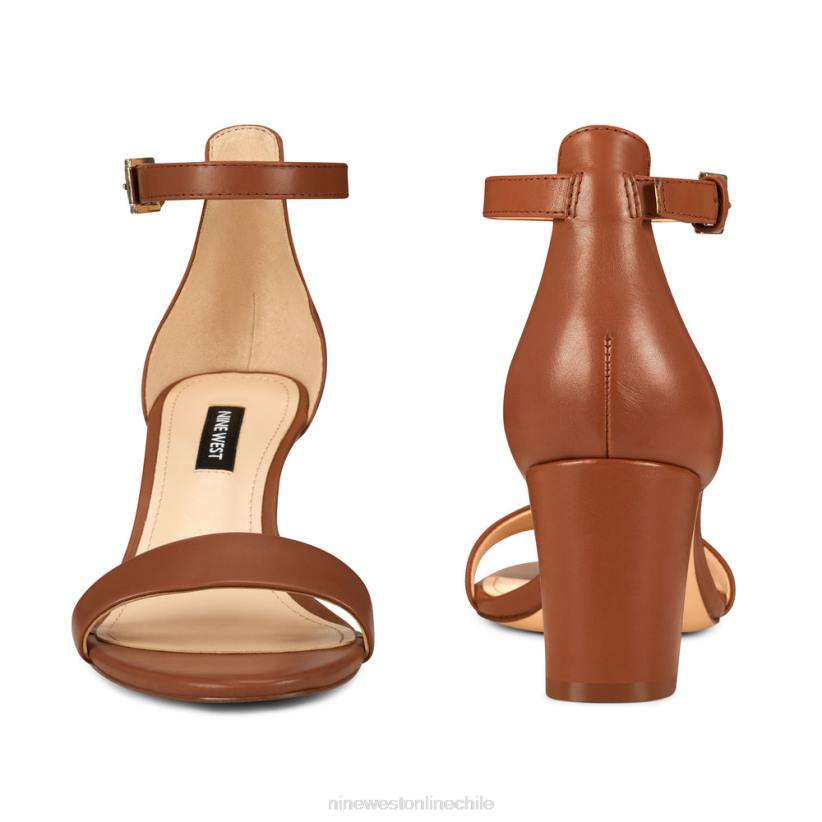 Nine West sandalias Pruce con tira en el tobillo y tacón cuadrado 2Z2T2404 cuero marrón claro Nine West cartera negra