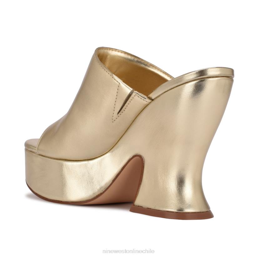 Nine West sandalias con plataforma y flores 2Z2T640Nine West cartera negra