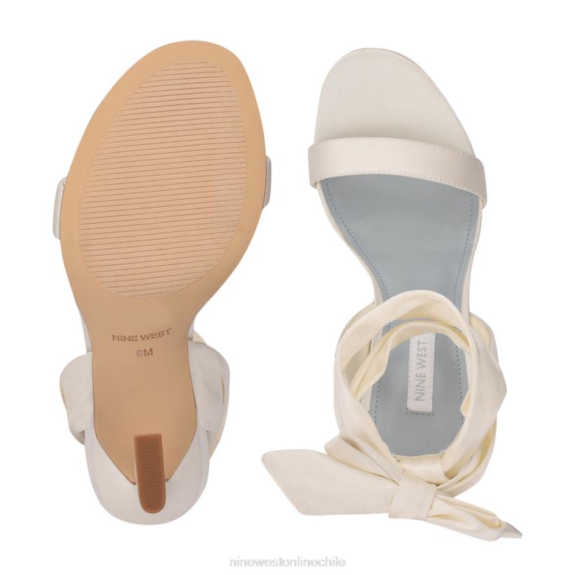 Nine West sandalias de tacón con diseño cruzado Kelsie 2Z2T232 satén blanco Nine West cartera negra