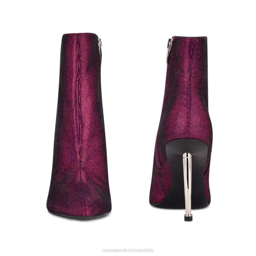 Nine West probando botines de vestir 2Z2T922 holográfico rosa Nine West cartera negra