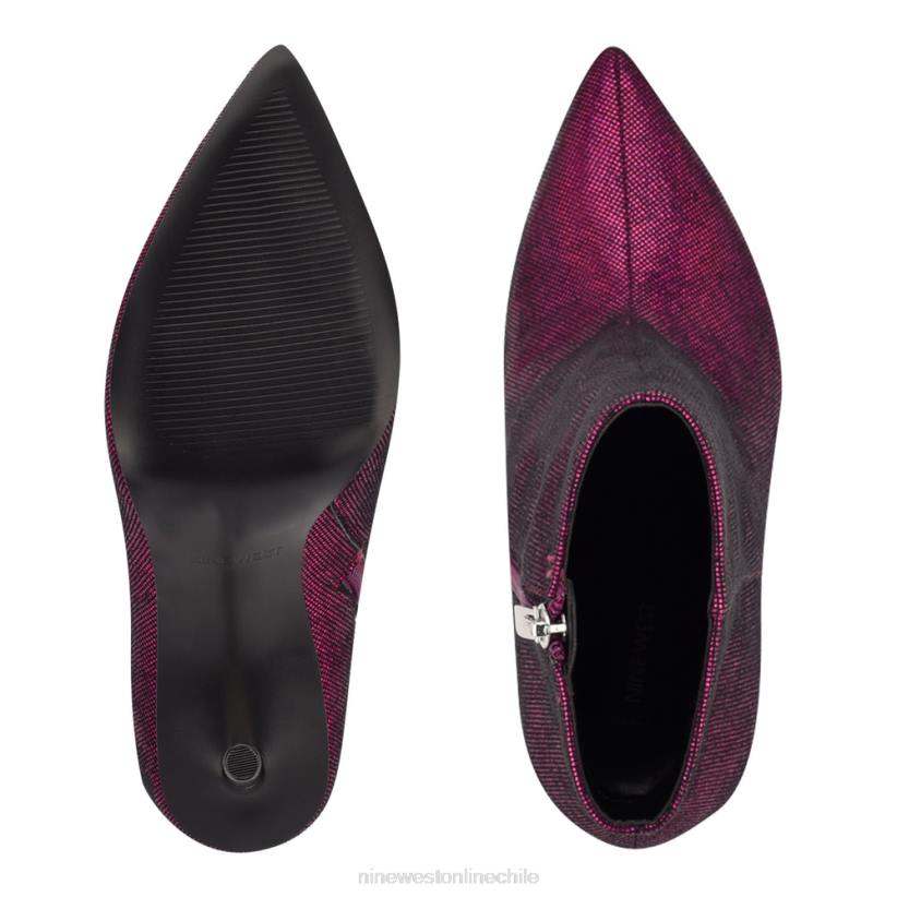 Nine West probando botines de vestir 2Z2T922 holográfico rosa Nine West cartera negra
